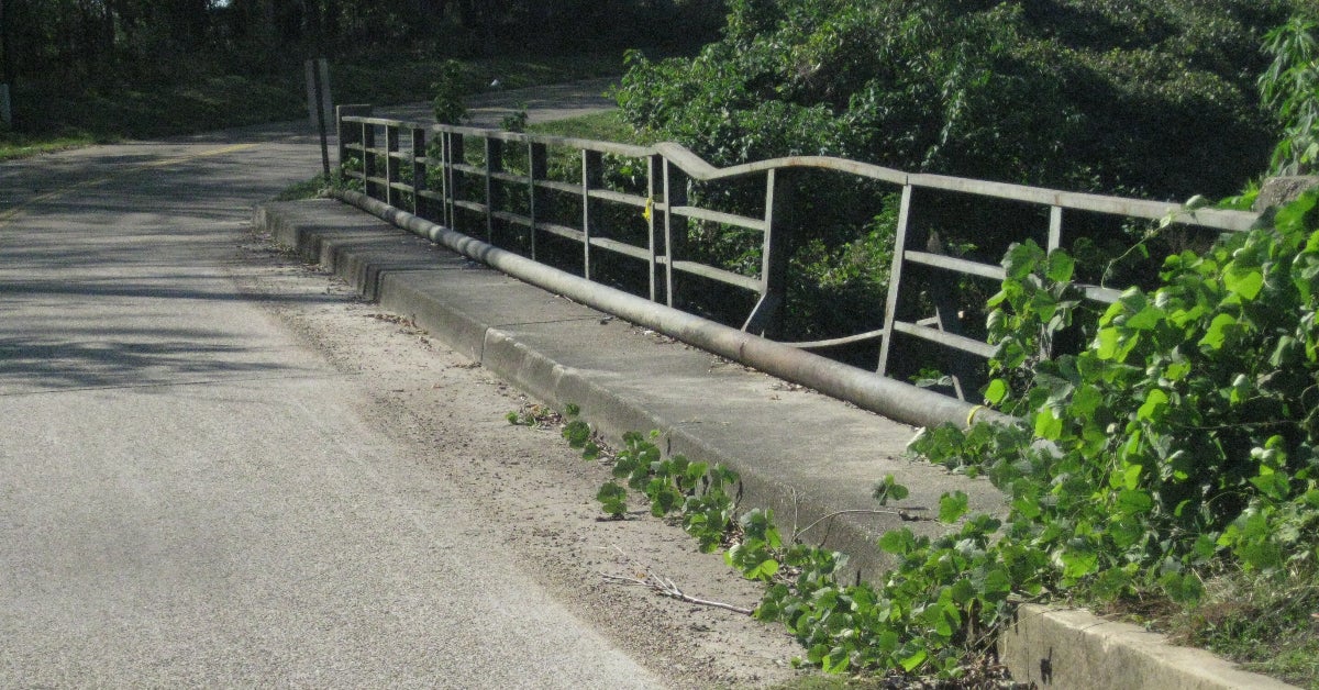 City of Vicksburg signs engineer agreements for traffic study, bridge repair – The Vicksburg Post