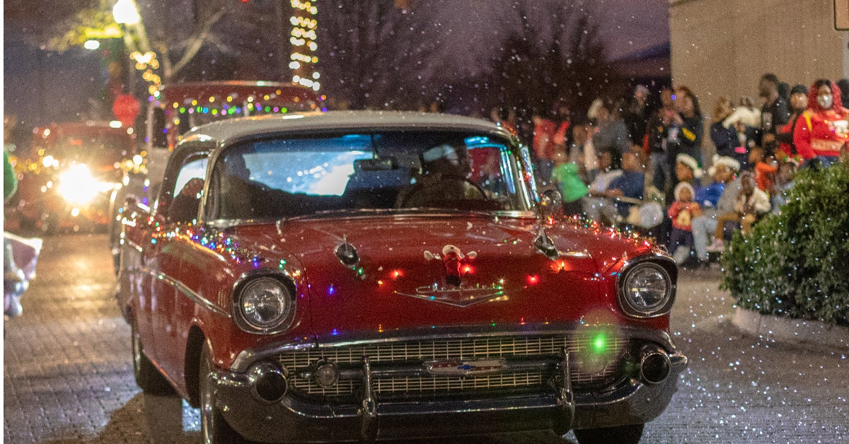 VIDEO 2022 Downtown Vicksburg Christmas Parade of Lights The
