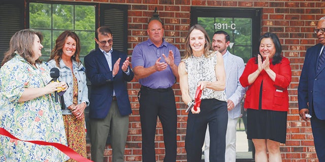 New Health Advisory Company MCHA Joins Vicksburg-Warren County Chamber of Commerce with Ribbon Cutting Ceremony